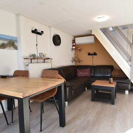Appartement Tjerk Hollum  Eksteriør billede